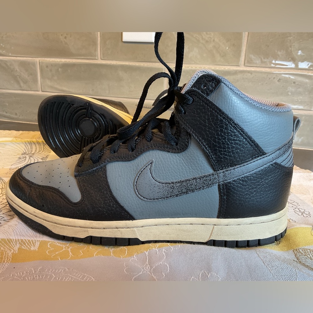 Nike Dunk Classics Men's size 9